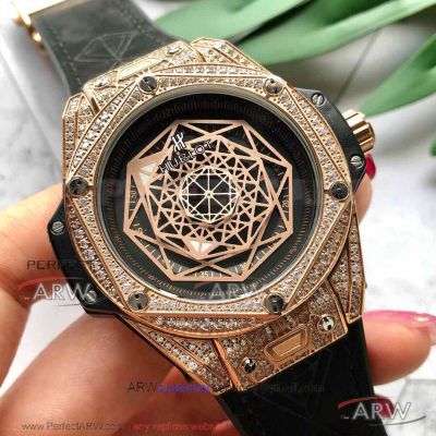 Perfect Replica Hublot Big Bang One Click Sang Bleu King Gold Pavé 39mm Watch 465.OS.1118.VR.1704 